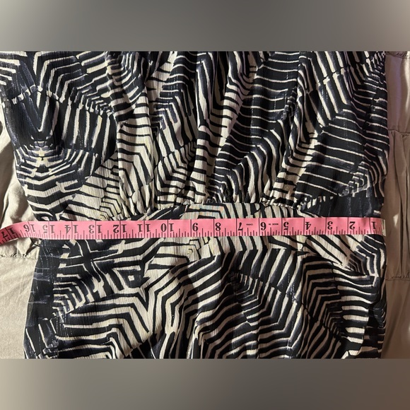 SLNY Black and silver metallic halter maxi‎ Dress - Picture 5 of 6